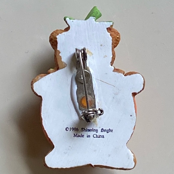Vintage Shinning Angel Pumpkin Bear Brooch Pin - Picture 2 of 5
